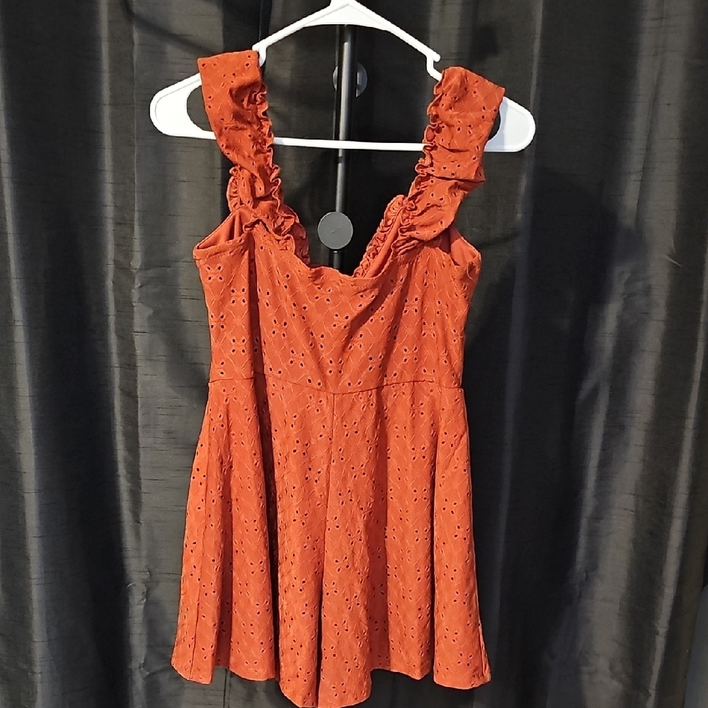Heart & Heels Ruffled Rust Romper - Picture 2 of 9